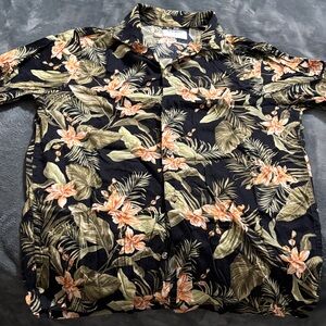 Women’s Floral Black and Green Button Down